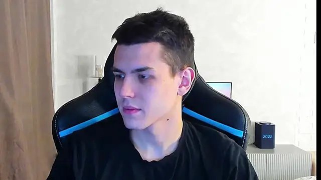 TravisRevas online show from March 2025 05:24:02 PM