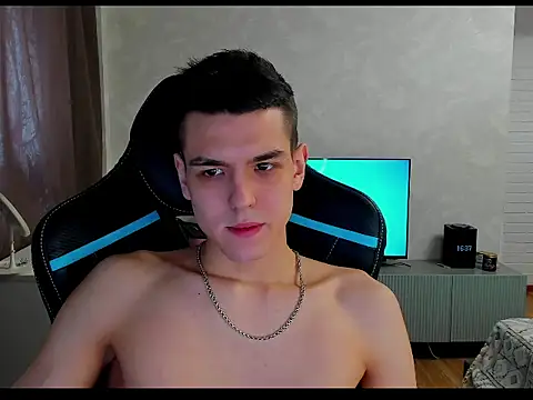 TravisRevas online show from March 2025 01:38:02 PM