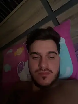 spidersA online show from March 2025 04:41:01 AM