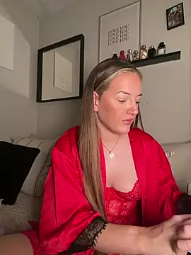 Snapshot of MissMaisiex chatting on February 2026 07:57:02 PM MissMaisiex online show from February 2026 07:57:02 PM