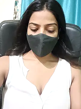 CRAZY  BITE online show from June 2026 07:04:01 PM