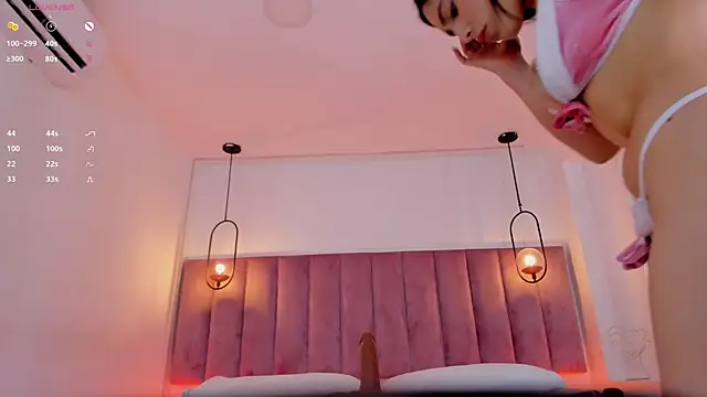 Haily b online show from October 2025 08:28:02 PM