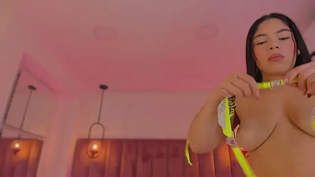 Haily b online show from February 2026 07:33:01 PM