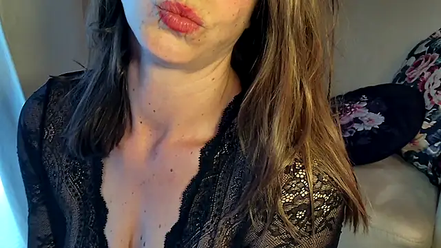 Rosemarie Blu online show from May 2026 03:39:01 AM