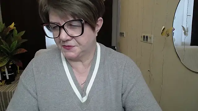 Snapshot of AurikaGrannies chatting on February 2025 02:27:02 PM AurikaGrannies online show from February 2025 02:27:02 PM