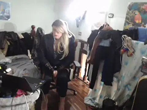 emmex671 online show from March 2025 07:02:01 AM