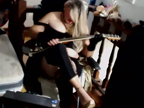 emmex671 online show from October 2025 06:15:01 AM