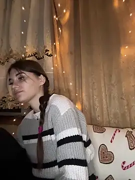 MrrKate online show from December 2025 09:50:01 PM