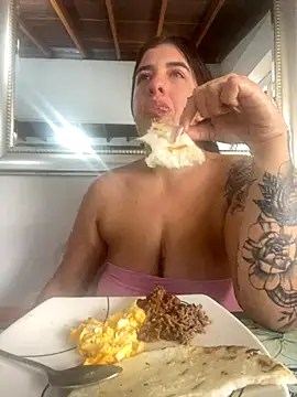 Madisson-Rivas online show from October 2025 01:24:01 PM