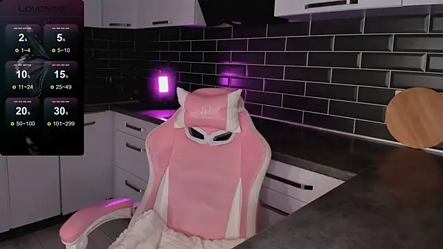 Snapshot of EmmaVictori1 chatting on January 2026 07:59:02 AM EmmaVictori1 online show from January 2026 07:59:02 AM