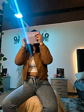 miaoconell online show from February 2026 09:15:01 PM