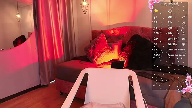 Snapshot of miaoconell chatting on October 2025 08:30:01 PM miaoconell online show from October 2025 08:30:01 PM