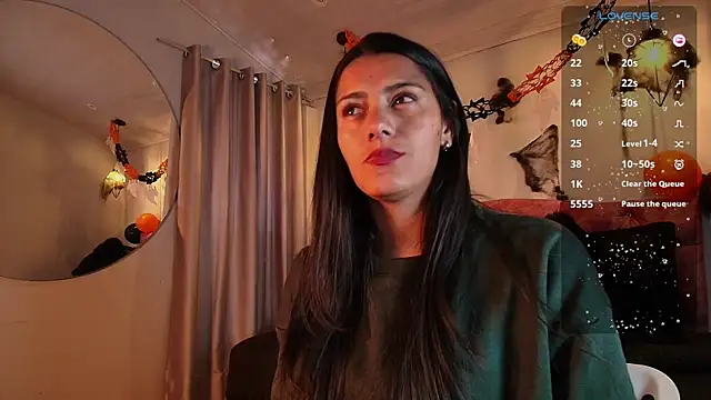 Snapshot of miaoconell chatting on October 2025 08:30:02 PM miaoconell online show from October 2025 08:30:02 PM