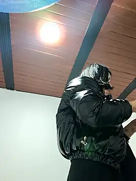 miaoconell online show from March 2026 09:39:01 PM