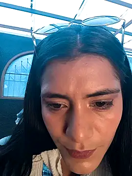 Snapshot of miaoconell chatting on October 2025 06:42:01 PM miaoconell online show from October 2025 06:42:01 PM