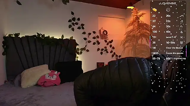 miaoconell online show from February 2026 10:07:01 PM