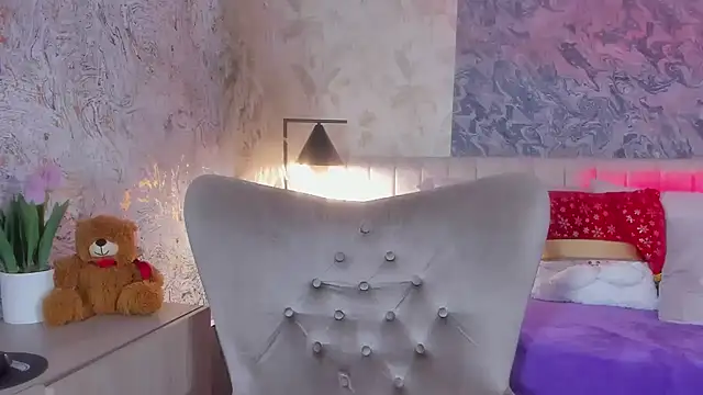 Snapshot of Arianaa_collins chatting on December 2025 12:10:01 PM Arianaa collins online show from December 2025 12:10:01 PM