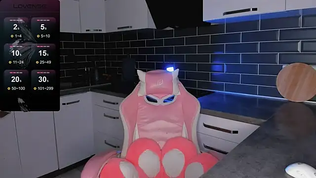 ShaiyaMinn3 online show from March 2026 05:10:02 PM