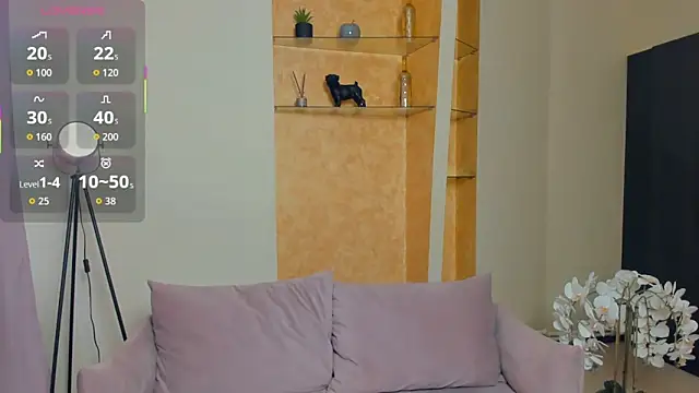 Snapshot of EdinaCordner chatting on October 2025 10:36:01 AM EdinaCordner online show from October 2025 10:36:01 AM