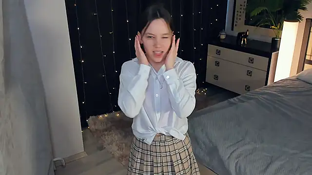 EdinaCordner online show from March 2025 02:25:02 PM