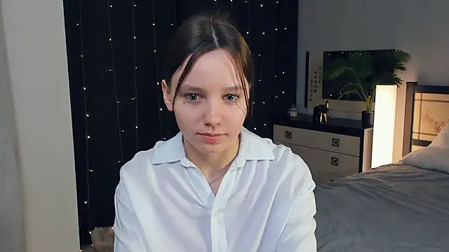 EdinaCordner online show from March 2025 07:46:01 AM
