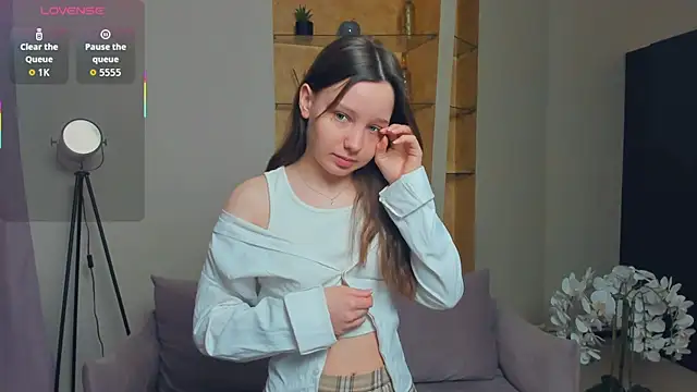 EdinaCordner online show from October 2025 11:20:01 AM