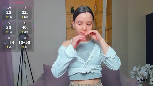 EdinaCordner online show from October 2025 11:45:01 AM