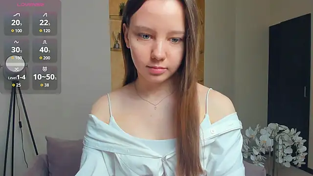 Snapshot of EdinaCordner chatting on November 2025 10:20:01 AM EdinaCordner online show from November 2025 10:20:01 AM