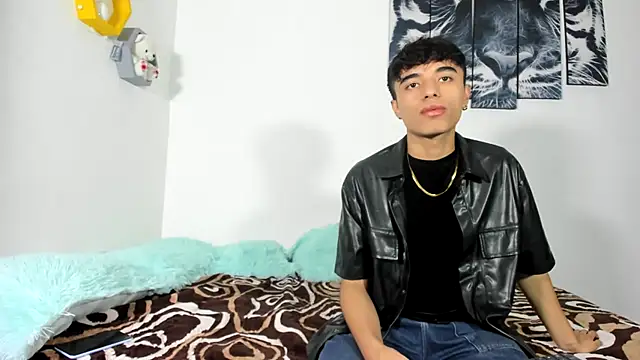 Snapshot of Maxxi_hot23 chatting on March 2025 04:34:02 PM Maxxi hot23 online show from March 2025 04:34:02 PM