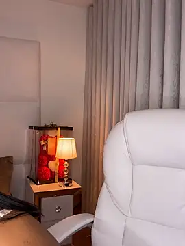 Amylewisq online show from March 2025 03:18:02 AM