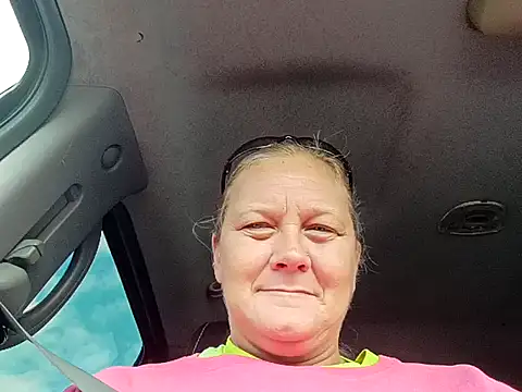 wetnwildforyou online show from December 2025 06:36:02 PM