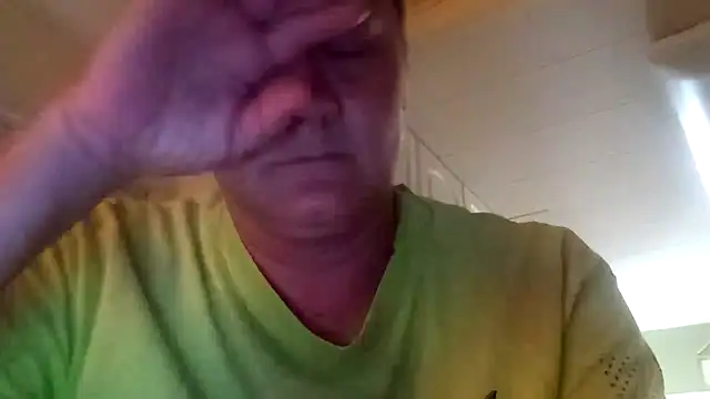 Snapshot of wetnwildforyou chatting on September 2025 06:24:02 PM wetnwildforyou online show from September 2025 06:24:02 PM