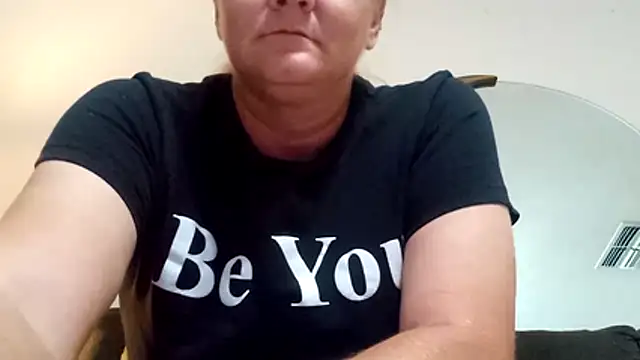 wetnwildforyou online show from October 2025 05:46:02 PM