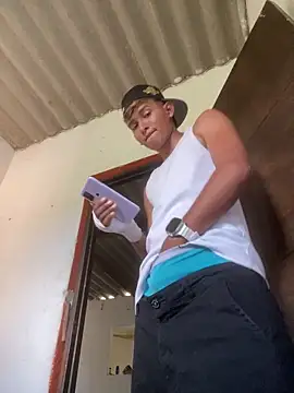 Babyalienqm online show from March 2026 07:09:01 PM