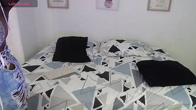 PaolBrown  online show from March 2025 04:17:02 PM