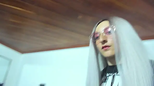 JuliethSade online show from February 2025 07:26:01 PM