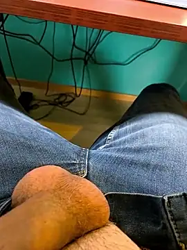 bavaricus123 online show from April 2026 06:29:02 AM