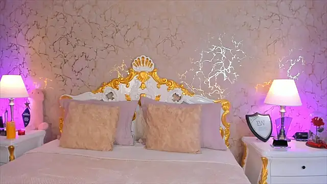 ScarlettWallace online show from November 2025 08:57:02 PM