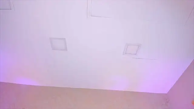 ScarlettWallace online show from December 2025 08:36:02 PM