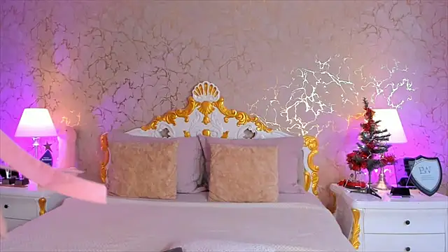 ScarlettWallace online show from December 2025 09:59:01 PM