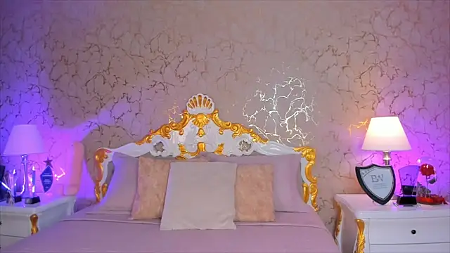 ScarlettWallace online show from October 2025 09:11:02 PM