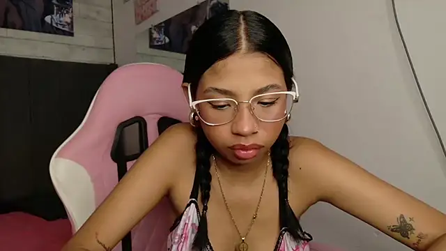 Aida princess online show from November 2025 11:16:02 PM