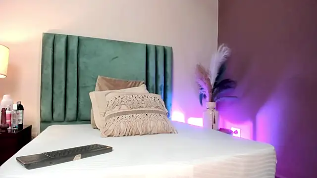 SeleneLujan online show from March 2026 11:47:01 AM