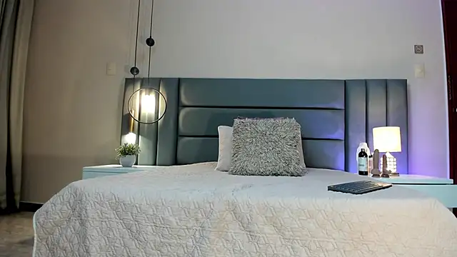 SeleneLujan online show from February 2026 11:43:02 AM