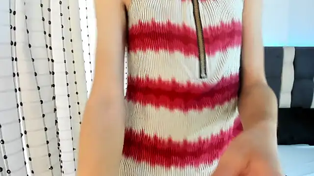 loverisu-coral online show from September 2025 07:39:02 PM