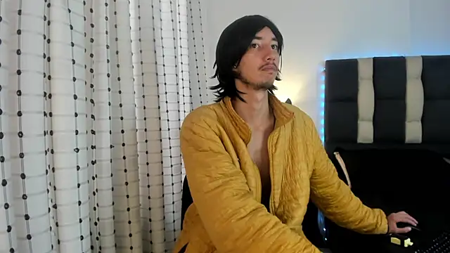 loverisu-coral online show from January 2026 08:25:02 PM