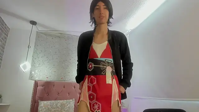 loverisu-coral online show from February 2026 08:19:02 PM