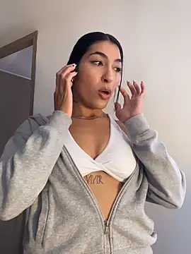 Snapshot of AshleyG_222 chatting on October 2025 04:26:02 PM AshleyG 222 online show from October 2025 04:26:02 PM