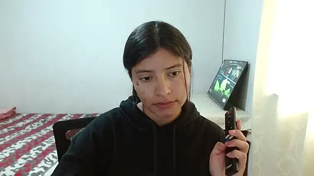 saralo   online show from April 2026 08:59:01 PM