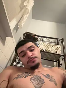 papiVilla23 online show from October 2025 04:04:02 AM